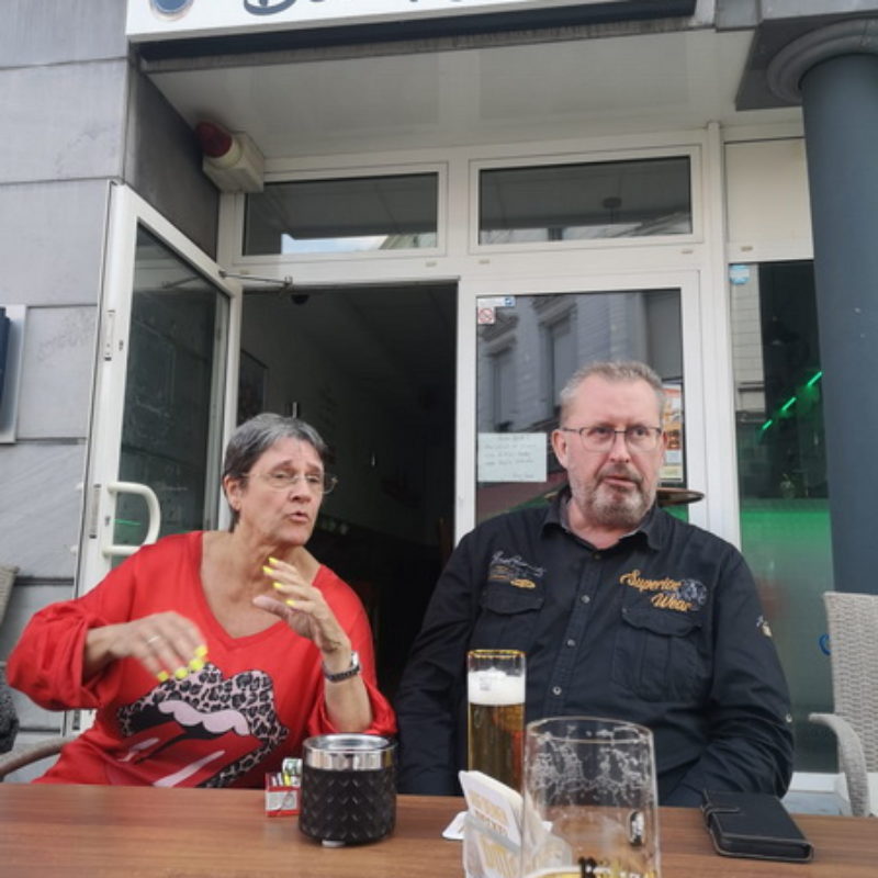 Liebe Stoner u. Stonerinnen,